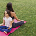 Lecture et yoga (L'Été au Phare)